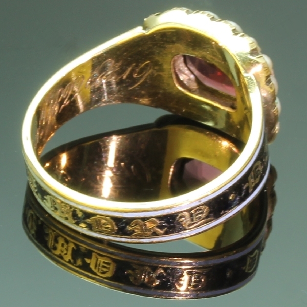 Gold Georgian antique mourning ring or memory ring from the antique jewelry collection of www.adin.be